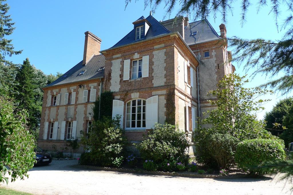 Hotes De Montboulan Salbris Bagian luar foto